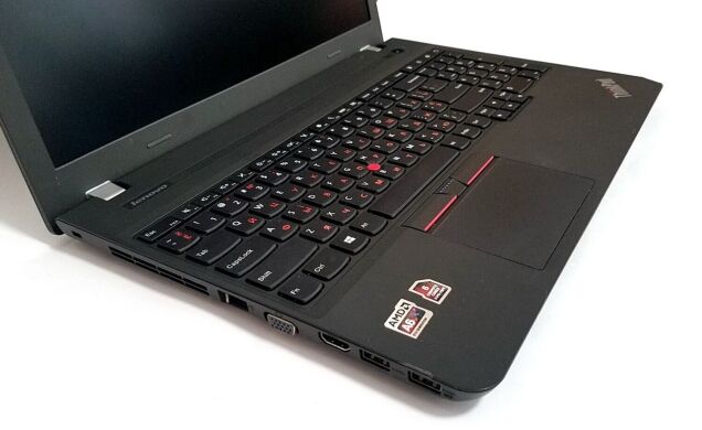 Ноутбук Б-клас Lenovo ThinkPad E565 / 15.6" (1366x768) TN / AMD A6-8500P (2 ядра по 1.6 - 3.0 GHz) / 8 GB DDR3 / 512 GB SSD / AMD Radeon R5 Graphics / WebCam Ноутбук Б-клас Lenovo ThinkPad E565 / 15.6" (1366x768) TN / AMD A6-8500P (2 ядра по 1.6 - 3.0 GHz) / 8 GB DDR3 / 512 GB SSD / AMD Radeon R5 Graphics / WebCam