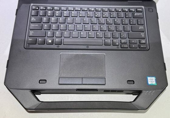 Защищенный ноутбук Dell Latitude 5414 Rugged / 14" (1366x768) TN / Intel Core i5-6300U (2 (4) ядра по 2.4 - 3.0 GHz) / 16 GB DDR4 / 256 GB SSD / Intel HD Graphics 520 / WebCam