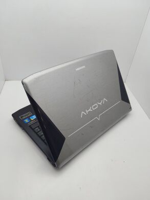 Ноутбук Acer Medion P6624 / 15.6" (1366x768) TN / Intel Core i3-370M (2 (4) ядра по 2.4 - 2.5 GHz) / 6 GB DDR3 / 500 GB HDD / nVidia GeForce GT 425M, 1 GB GDDR3, 128-bit / WebCam / АКБ не тримає