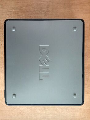 Dell Optiplex 780 SFF / Intel Core 2 Duo E8400 (2 ядра по 3.0GHz) / 4GB DDR3 / 160GB HDD (10000 об/мин) + монитор Fujitsu p19-5p / 19' / 1280x1024 / колонки 4W