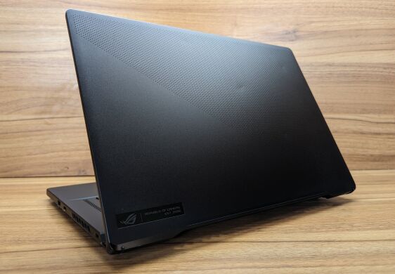 Ігровий ноутбук Asus ROG Zephyrus M16 GU603ZM / 16" (1920x1200) IPS / Intel Core i7-12700H (14 (20) ядер по 3.5 - 4.7 GHz) / 40 GB DDR5 / 512 GB SSD + 1000 GB SSD / nVidia GeForce RTX 3060, 6 GB GDDR6, 192-bit / WebCam / Windows 10