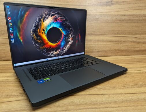 Ігровий ноутбук Asus ROG Zephyrus M16 GU603ZM / 16" (1920x1200) IPS / Intel Core i7-12700H (14 (20) ядер по 3.5 - 4.7 GHz) / 40 GB DDR5 / 512 GB SSD + 1000 GB SSD / nVidia GeForce RTX 3060, 6 GB GDDR6, 192-bit / WebCam / Windows 10