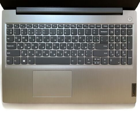 Игровой ноутбук Lenovo IdeaPad 3 15IIL05 / 15.6" (1920x1080) TN / Intel Core i3-1005G1 (2 (4) ядра по 1.2 - 3.4 GHz) / 8 GB DDR4 / 256 GB SSD / nVidia GeForce MX330, 2 GB GDDR5, 64-bit / WebCam