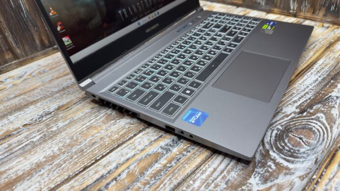 Игровой ноутбук Mechrevo Aurora 15 / 15.6" (1920x1080) IPS / Intel Core i7-12650H (10 (16) ядер по 3.5 - 4.7 GHz) / 32 GB DDR5 / 1000 GB SSD+1000 GB SSD / nVidia GeForce RTX 4070, 8 GB GDDR6, 128-bit / WebCam