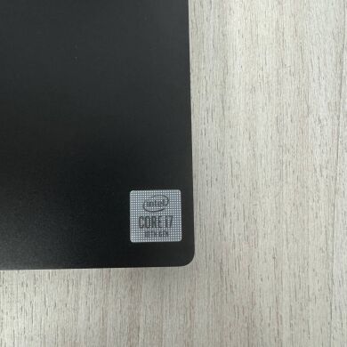 Ігровий ноутбук Razer Blade 15 RZ09-0330 / 15.6" (1920x1080) IPS / Intel Core i7-10875H (8 (16) ядер по 2.3 - 5.1 GHz) / 16 GB DDR4 / 512 GB SSD NVMe / nVidia GeForce RTX 2070 Max-Q, 8 GB GDDR6, 256-bit / WebCam