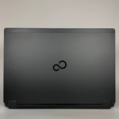 Мобильная рабочая станция Б-класс Fujitsu Celsius H780 / 15.6" (1920x1080) IPS / Intel Core i7-8750H (6 (12) ядер по 2.2 - 4.1 GHz) / 16 GB DDR4 / 512 GB SSD / nVidia Quadro P600, 4 GB GDDR5, 128-bit / WebCam / VGA / USB Type-C