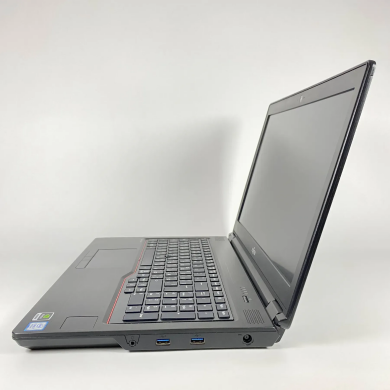 Мобильная рабочая станция Б-класс Fujitsu Celsius H780 / 15.6" (1920x1080) IPS / Intel Core i7-8750H (6 (12) ядер по 2.2 - 4.1 GHz) / 16 GB DDR4 / 512 GB SSD / nVidia Quadro P600, 4 GB GDDR5, 128-bit / WebCam / VGA / USB Type-C