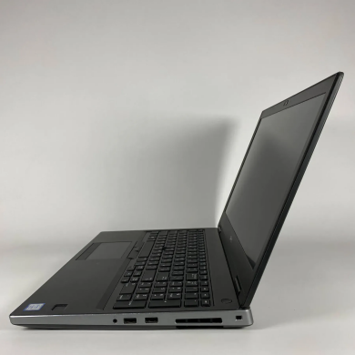Мобільна робоча станція Dell Precision 7540 / 15.6" (1920x1080) IPS / Intel Core i7-9750H (6 (12) ядер по 2.6 - 4.5 GHz) / 32 GB DDR4 / 1000 GB SSD / nVidia Quadro RTX 3000, 6 GB GDDR6, 192-bit / WebCam / TouchID