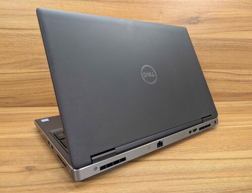 Мобильная рабочая станция Dell Precision 7540 / 15.6" (1920x1080) IPS / Intel Core i7-9850H (6 (12) ядер по 2.6 - 4.6 GHz) / 32 GB DDR4 / 512 GB SSD / nVidia Quadro T2000, 4 GB GDDR5, 128-bit / WebCam / Windows 10