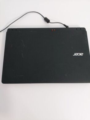 Ноутбук Б-класс Acer Aspire ES1-572 / 17.3" (1600x900) TN / Intel Core i3-6006U (2 (4) ядра по 2.0 GHz) / 8 GB DDR4 / 256 GB SSD / Intel HD Graphics 520 / WebCam / DVD-ROM + Беспроводная мышка