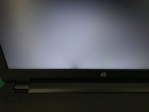 Ноутбук Б-клас HP 255 G5 / 15.6" (1366x768) TN / AMD E2-7110 (4 ядра по 1.8 GHz) / 8 GB DDR3 / 256 GB SSD / AMD Radeon R2 Graphics / WebCam / DVD-RW / HDMI