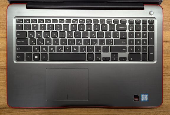 Ноутбук Dell Inspiron 5567 / 15.6" (1920x1080) IPS / Intel Core i7-7500U (2 (4) ядра по 2.7 - 3.5 GHz) / 16 GB DDR4 / 480 GB SSD / AMD Radeon R7 M445, 4 GB GDDR5, 64-bit / WebCam / Windows 10 Ноутбук Dell Inspiron 5567 / 15.6" (1920x1080) IPS / Intel Core i7-7500U (2 (4) ядра по 2.7 - 3.5 GHz) / 16 GB DDR4 / 480 GB SSD / AMD Radeon R7 M445, 4 GB GDDR5, 64-bit / WebCam / Windows 10