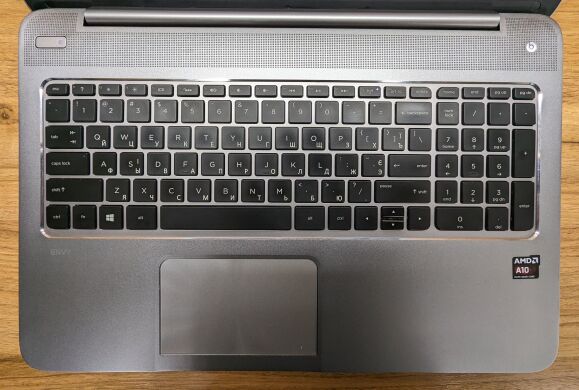 Ноутбук HP ENVY m6-k010dx / 15.6" (1366x768) TN / AMD A10-5745M (4 ядра по 2.1 - 2.9 GHz) / 8 GB DDR3 / 240 GB SSD / AMD Radeon HD 8610G / WebCam / Windows 10