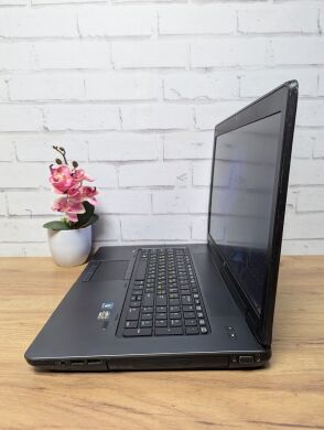 Робоча станція Б-клас HP ZBook 17 G2 / 17.3" (1920x1080) TN / Intel Core i7-4940MX (4 (8) ядра по 3.1 - 4.0 GHz) / 32 GB DDR3 / 256 GB SSD + 500 GB HDD / nVidia Quadro K4100M, 4 GB GDDR5, 256-bit / WebCam