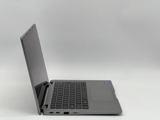 Ультрабук-трансформер Dell Latitude 5320 2-in-1 / 13.3" (1920x1080) IPS Touch / Intel Core i7-1185G7 (4 (8) ядра по 3.0 - 4.8 GHz) / 16 GB DDR4 / 240 GB SSD / Intel Iris X Graphics / WebCam
