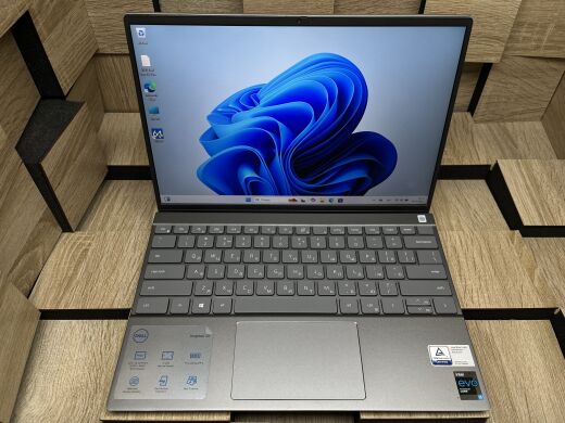 Ультрабук Б-клас Dell Inspiron 13 5310 / 13.3" (1920x1200) IPS / Intel Core i5-11320H (4 (8) ядра по 3.2 - 4.5 GHz) / 16 GB DDR4 / 512 GB SSD M.2 / Intel Iris Xe Graphics / WebCam