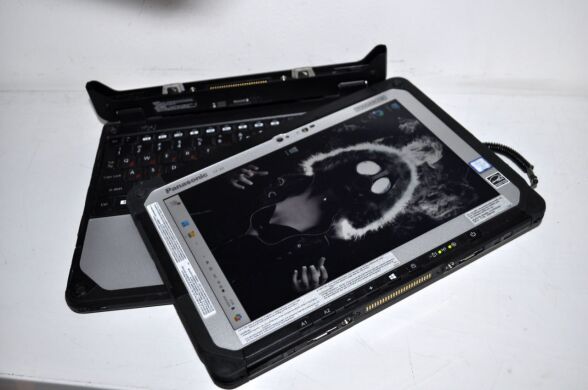 Защищенный нетбук-трансформер Panasonic Toughbook CF-20 MK2 / 10.1" (1920x1200) IPS Touch / Intel Core i5-7Y57 (2 (4) ядра по 1.2 - 3.3 GHz) / 8 GB DDR3 / 256 GB SSD / Intel HD Graphics 615 / WebCam 2 MP + 8 MP / Два АКБ / Windows 11 Pro + Стилус