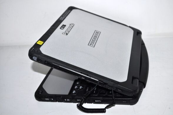 Защищенный нетбук-трансформер Panasonic Toughbook CF-20 MK2 / 10.1" (1920x1200) IPS Touch / Intel Core i5-7Y57 (2 (4) ядра по 1.2 - 3.3 GHz) / 8 GB DDR3 / 256 GB SSD / Intel HD Graphics 615 / WebCam 2 MP + 8 MP / Два АКБ / Windows 11 Pro + Стилус