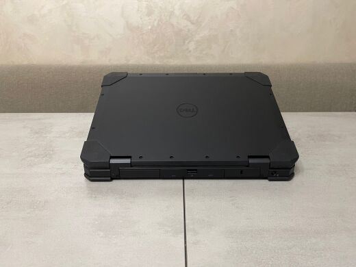 Захищений ноутбук Б-клас Dell Latitude 5420&nbsp;Rugged / 14" (1920x1080) IPS / Intel Core i5-8350U (4 (8) ядра по 1.7 - 3.6 GHz) / 16 GB DDR4 / 512 GB SSD M.2 / Intel UHD Graphics 620 / WebCam / Bluetooth / Два АКБ