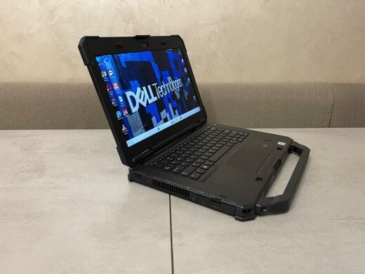 Захищений ноутбук Б-клас Dell Latitude 5420&nbsp;Rugged / 14" (1920x1080) IPS / Intel Core i5-8350U (4 (8) ядра по 1.7 - 3.6 GHz) / 16 GB DDR4 / 512 GB SSD M.2 / Intel UHD Graphics 620 / WebCam / Bluetooth / Два АКБ