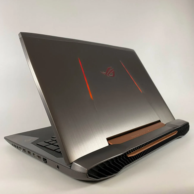 Ігровий ноутбук Б-клас Asus ROG G752VT-DH72 / 17.3" (1920x1080) IPS / Intel Core i7-6700HQ (4 (8) ядра по 2.6 - 3.5 GHz) / 16 GB DDR4 / 128 GB SSD + 1000 GB HDD / nVidia GeForce GTX 965M, 2 GB GDDR5, 128-bit / WebCam / HDMI