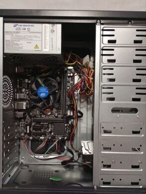 ПК Frime Tower / Intel Core i5-4440 (4 ядра по 3.1 - 3.3 GHz) / 8 GB DDR3 / 320 GB HDD / Intel HD Graphics 4600 / 400W