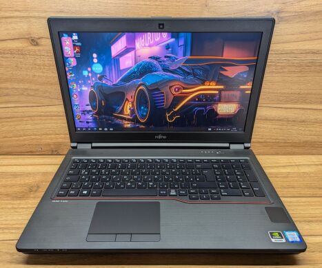Мобільна робоча станція Fujitsu Celsius H780 / 15.6" (1920x1080) IPS / Intel Core i7-8750H (6 (12) ядер по 2.2 - 4.1 GHz) / 64 GB DDR4 / 512 GB SSD / nVidia Quadro P600, 4 GB GDDR5, 128-bit / WebCam / HDMI / Windows 10