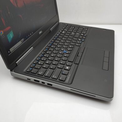 Мобільна робоча станція Dell Precision 7520 / 15.6" (1920x1080) IPS / Intel Core i7-6820HQ (4 (8) ядра по 2.7 - 3.6 GHz) / 16 GB DDR4 / 512 GB SSD + 1000 GB HDD / nVidia Quadro M1200, 4 GB GDDR5, 256-bit / WebCam / Win 10 Pro