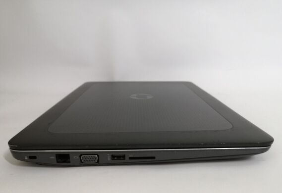 Мобільна робоча станція HP Zbook 15 G3 / 15.6" (1920x1080) TN / Intel Xeon E3-1505M v5 (4 (8) ядра по 2.8 - 3.7 GHz) / 16 GB DDR4 / 256 GB SSD / nVidia Quadro M1000M, 2 GB GDDR5, 128-bit / WebCam / Windows 10 Pro