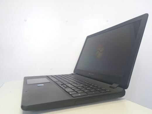 Ноутбук Acer Aspire ES1-512 / 15.6" (1366x768) TN / Intel Celeron N2920 (4 ядра по 1.86 - 2.0 GHz) / 4 GB DDR3 / 500 GB HDD / Intel HD Graphics / WebCam