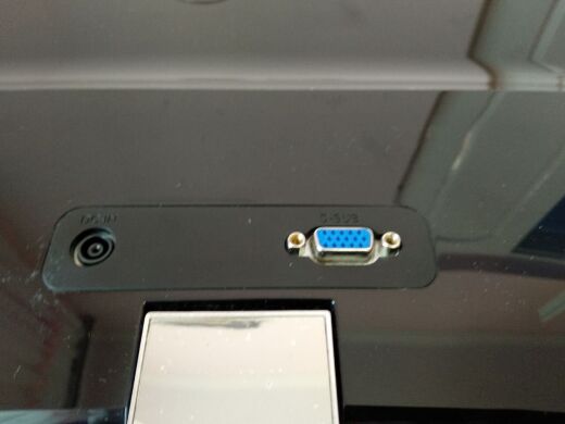 Монітор Б-клас LG Flatron E1960S-PN / 18.5" (1366x768) TN / VGA