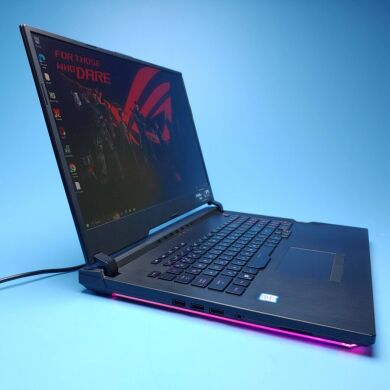 Игровой ноутбук Asus ROG Strix SCAR III G731GW / 17.3" (1920x1080) TN / Intel Core i7-9750H (6 (12) ядра по 2.6 - 4.5 GHz) / 16 GB DDR4 / 512 GB SSD + 1000 GB HDD / nVidia GeForce RTX 2070, 8 GB GDDR6, 256-bit / Win 10 Home