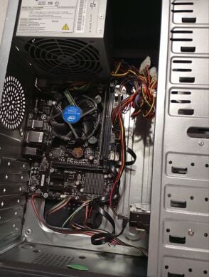 ПК Frime Tower / Intel Core i5-4440 (4 ядра по 3.1 - 3.3 GHz) / 8 GB DDR3 / 320 GB HDD / Intel HD Graphics 4600 / 400W