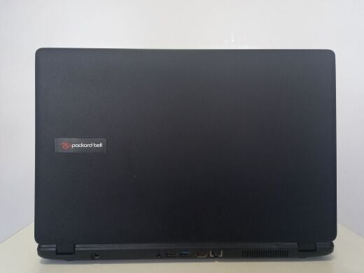 Ноутбук Acer Aspire ES1-512 / 15.6" (1366x768) TN / Intel Celeron N2920 (4 ядра по 1.86 - 2.0 GHz) / 4 GB DDR3 / 500 GB HDD / Intel HD Graphics / WebCam