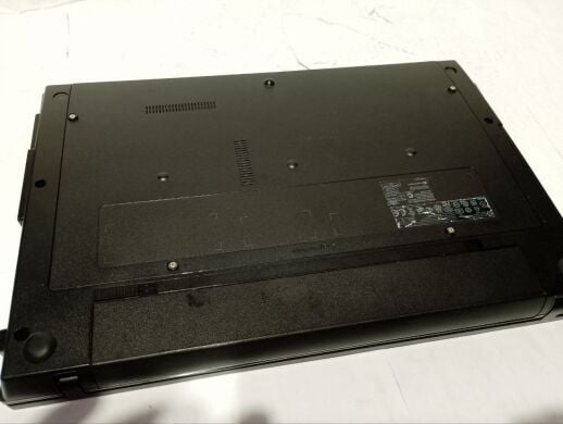 Ноутбук Б-класс HP Compaq 620 / 15.6" (1366x768) TN / Intel Core 2 Duo T6570 (2 ядра по 2.1 GHz) / 4 GB DDR3 / 500 GB HDD / Intel GMA Graphics 4500MHD / DVD-RW / WebCam / Win 10 Pro / АКБ не держит