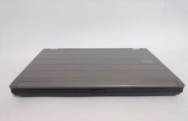 Мобильная рабочая станция Dell Precision M4500 / 15.6" (1920x1080) TN / Intel Core i5-540M (2 (4) ядра по 2.53 - 3.07 GHz) / 4 GB DDR3 / 500 GB HDD / nVidia Quadro FX 880M, 1 GB GDDR3, 128-bit / DVD-RW