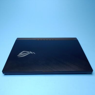 Игровой ноутбук Asus ROG Strix SCAR III G731GW / 17.3" (1920x1080) TN / Intel Core i7-9750H (6 (12) ядра по 2.6 - 4.5 GHz) / 16 GB DDR4 / 512 GB SSD + 1000 GB HDD / nVidia GeForce RTX 2070, 8 GB GDDR6, 256-bit / Win 10 Home