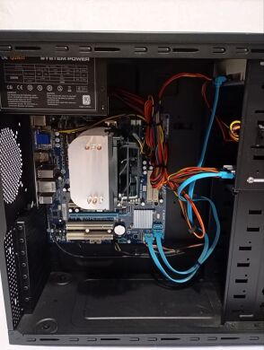 ПК Б-класс Gigabyte GA-MA74GM Tower / AMD Athlon II X2 250 (2 ядра по 3.0 GHz) / 4 GB DDR2 / 128 GB SSD / AMD 740G Graphics / 350W