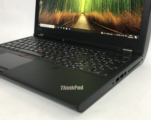 Мобільна робоча станція Б-клас Lenovo ThinkPad P52 / 15.6" (1920x1080) IPS / Intel Core i7-8850H (6 (12) ядер по 2.6 - 4.3 GHz) / 32 GB DDR4 / 512 GB SSD NVMe / nVidia Quadro P3200 Max-Q, 6 GB GDDR5, 192-bit / WebCam