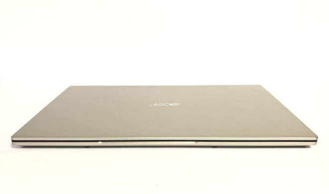 Ультрабук Acer Swift 1 SF114-34 / 14" (1920x1080) IPS / Intel Pentium Silver N6000 (4 ядра по 1.1 - 3.3 GHz) / 8 GB DDR4 / 256 GB SSD / Intel UHD Graphics / WebCam Ультрабук Acer Swift 1 SF114-34 / 14" (1920x1080) IPS / Intel Pentium Silver N6000 (4 ядра по 1.1 - 3.3 GHz) / 8 GB DDR4 / 256 GB SSD / Intel UHD Graphics / WebCam