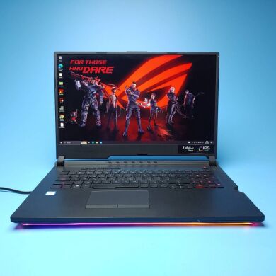 Игровой ноутбук Asus ROG Strix SCAR III G731GW / 17.3" (1920x1080) TN / Intel Core i7-9750H (6 (12) ядра по 2.6 - 4.5 GHz) / 16 GB DDR4 / 512 GB SSD + 1000 GB HDD / nVidia GeForce RTX 2070, 8 GB GDDR6, 256-bit / Win 10 Home