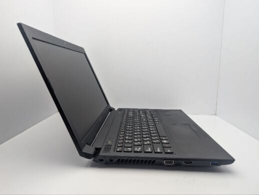 Ноутбук Lenovo B575e / 15.6" (1366x768) TN / AMD E2-1800 (2 ядра по 1.7 GHz) / 8 GB DDR3 / 320 GB HDD / AMD Radeon HD 7340 Graphics / WebCam / DVD-ROM