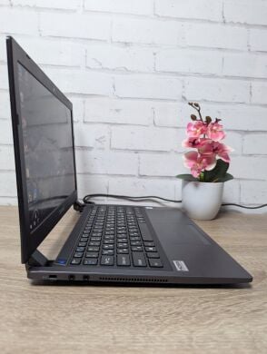 Ноутбук Terra Mobile 1451 / 14" (1920x1080) TN / Intel Core i3-5020U (2 (4) ядра по 2.2 GHz) / 8 GB DDR3 / 128 GB SSD / Intel HD Graphics 5500 / WebCam / Без АКБ