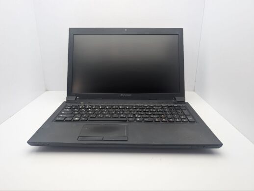 Ноутбук Lenovo B575e / 15.6" (1366x768) TN / AMD E2-1800 (2 ядра по 1.7 GHz) / 8 GB DDR3 / 320 GB HDD / AMD Radeon HD 7340 Graphics / WebCam / DVD-ROM