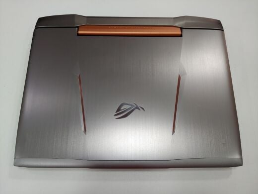 Ігровий ноутбук Asus ROG G752V / 17.3" (1920x1080) IPS LED / Intel Core i7-6700HQ (4 (8) ядра по 2.6 - 3.5 GHz) / 16 GB DDR4 / 256 GB SSD+1000 GB HDD / nVidia GeForce GTX 970M, 3 GB GDDR5, 192-bit / WebCam / DVD-RW