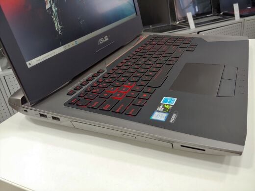 Ігровий ноутбук Asus ROG G752V / 17.3" (1920x1080) IPS LED / Intel Core i7-6700HQ (4 (8) ядра по 2.6 - 3.5 GHz) / 16 GB DDR4 / 256 GB SSD+1000 GB HDD / nVidia GeForce GTX 970M, 3 GB GDDR5, 192-bit / WebCam / DVD-RW