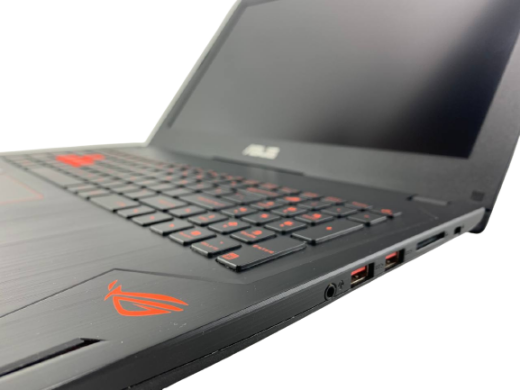 Ігровий ноутбук Asus ROG Strix GL502V / 15.6" (1920x1080) IPS / Intel Core i7-7700HQ (4 (8) ядра по 2.8 - 3.8 GHz) / 16 GB DDR4 / 240 GB SSD + 1000 GB HDD / nVidia GeForce GTX 1060, 3 GB GDDR5, 192-bit / WebCam / HDMI