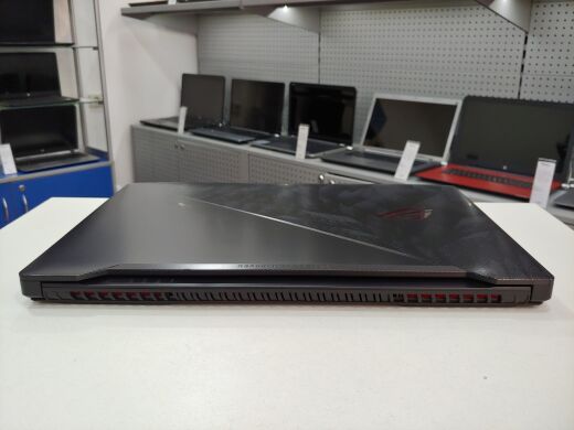 Игровой ноутбук Asus ROG Strix GL503G / 15.6" (1920x1080) TN LED / Intel Core i7-8750H (6 (12) ядер по 2.2 - 4.1 GHz) / 16 GB DDR4 / 256 GB SSD+1000 GB HDD / nVidia GeForce GTX 1050 Ti, 4 GB GDDR5, 128-bit / WebCam / USB 3.0 / HDMI / Thunderbolt / MiniDP Игровой ноутбук Asus ROG Strix GL503G / 15.6" (1920x1080) TN LED / Intel Core i7-8750H (6 (12) ядер по 2.2 - 4.1 GHz) / 16 GB DDR4 / 256 GB SSD+1000 GB HDD / nVidia GeForce GTX 1050 Ti, 4 GB GDDR5, 128-bit / WebCam / USB 3.0 / HDMI / Thunderbolt / MiniDP