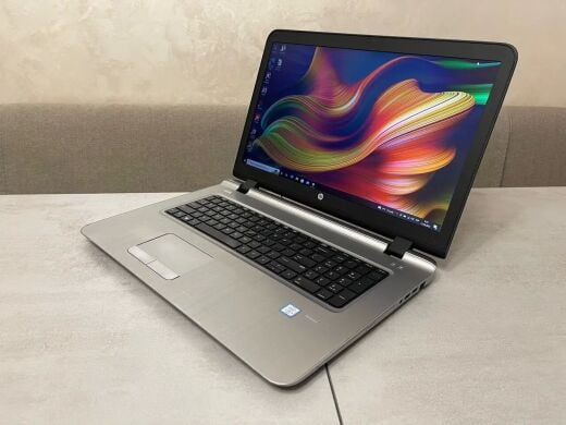 Ігровий ноутбук HP ProBook 470 G3 / 17.3" (1600x900) TN / Intel Core i5-6200U (2 (4) ядра по 2.3 - 2.8 GHz) / 8 GB DDR4 / 128 GB SSD + 500 GB HDD / AMD Radeon R7 M340, 2 GB DDR3, 64-bit / WebCam / DVD-RW / HDMI