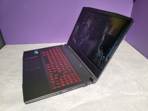 Игровой ноутбук MSI Katana GF66 11UE-088NEU / 15.6" (1920x1080) IPS / Intel Core i7-11800H (8 (16) ядер по 2.3 - 4.6 GHz) / 16 GB DDR4 / 1000 GB SSD / nVidia GeForce RTX 3060, 6 GB GDDR6, 192-bit / WebCam